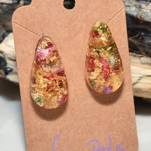 Teardrop Rosies in Gold